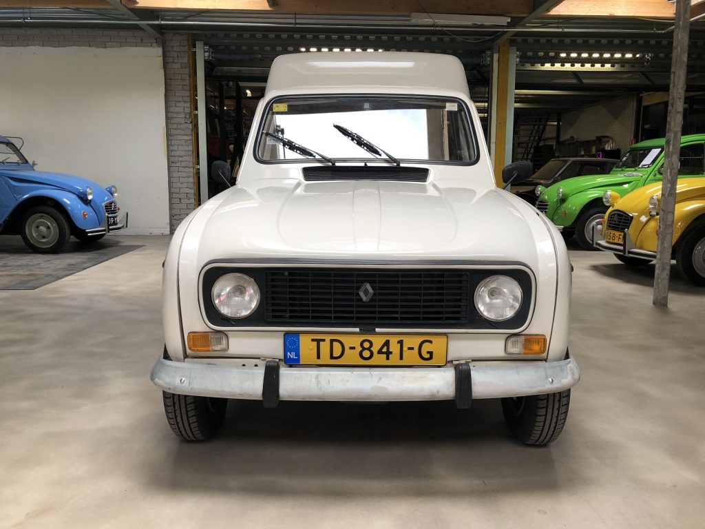 Renault 4F6 - 2CV Garage » 2CV
