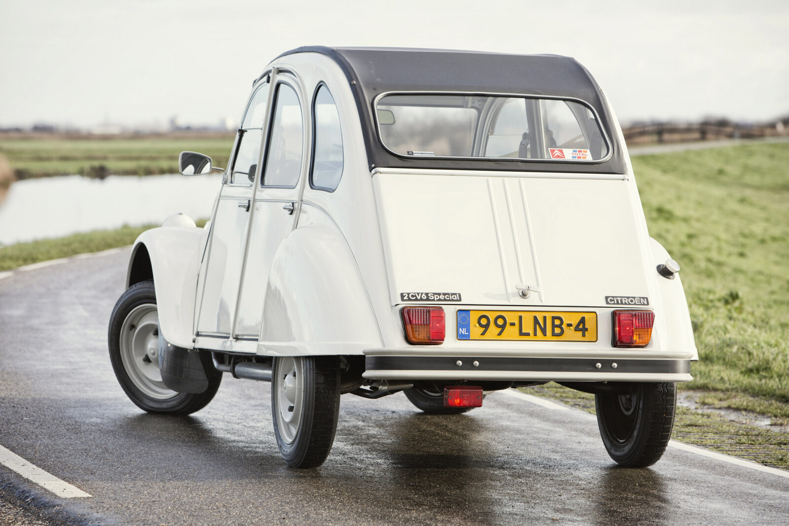2cv6 Spécial