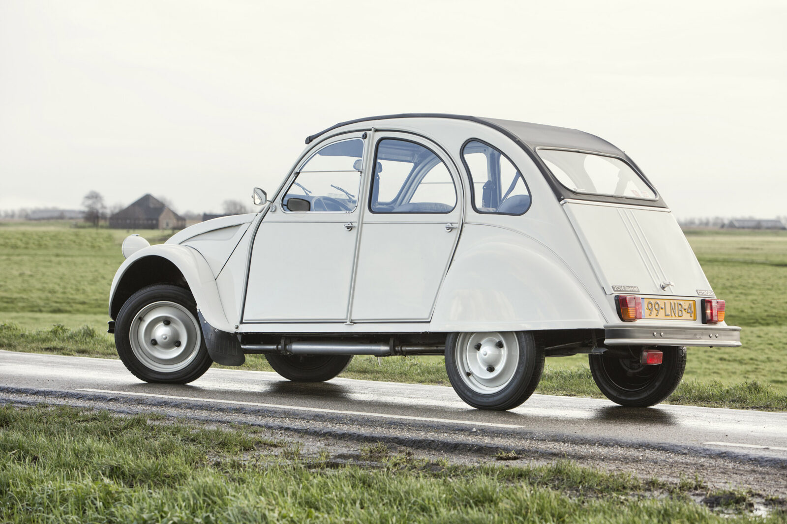2cv6 Spécial
