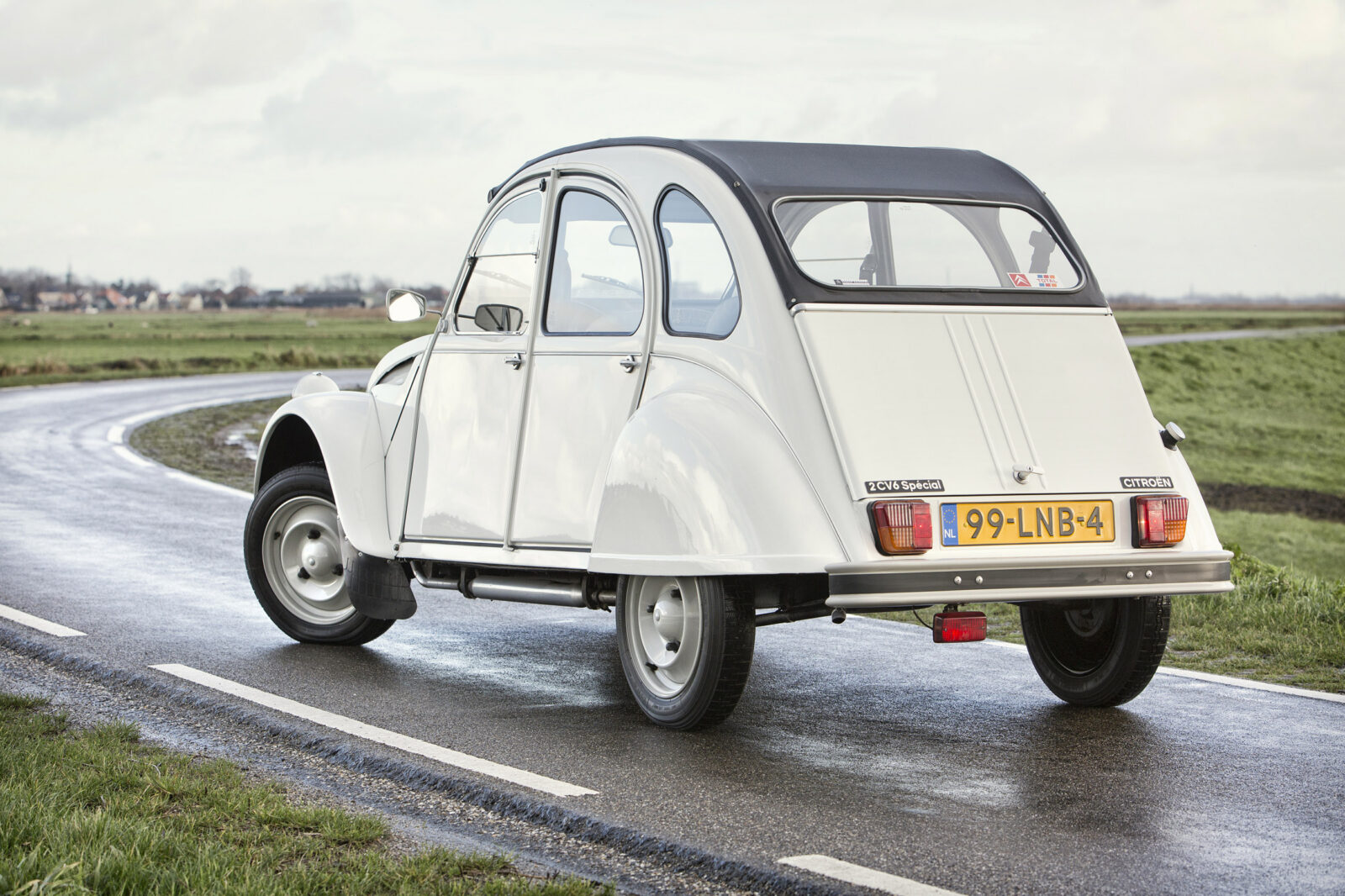 2cv6 Spécial