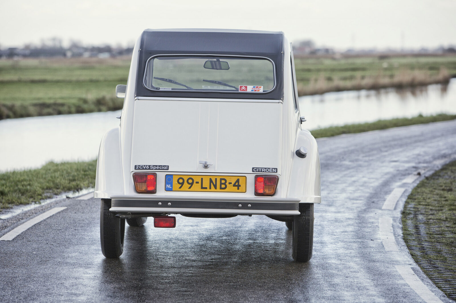 2cv6 Spécial