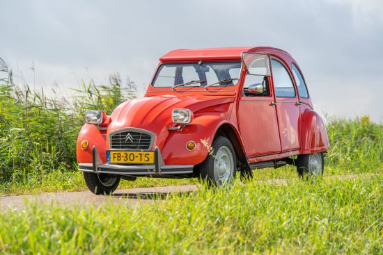 2cv6 Rouge Géranium '79 97.000km 2CV Garage Sander Aalderink