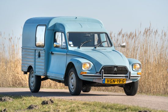 2CV Garage Sander Aalderink Acadiane 1983 Bleu Camargue 114.000 km