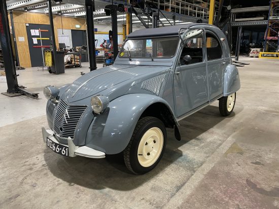 2cv AZ