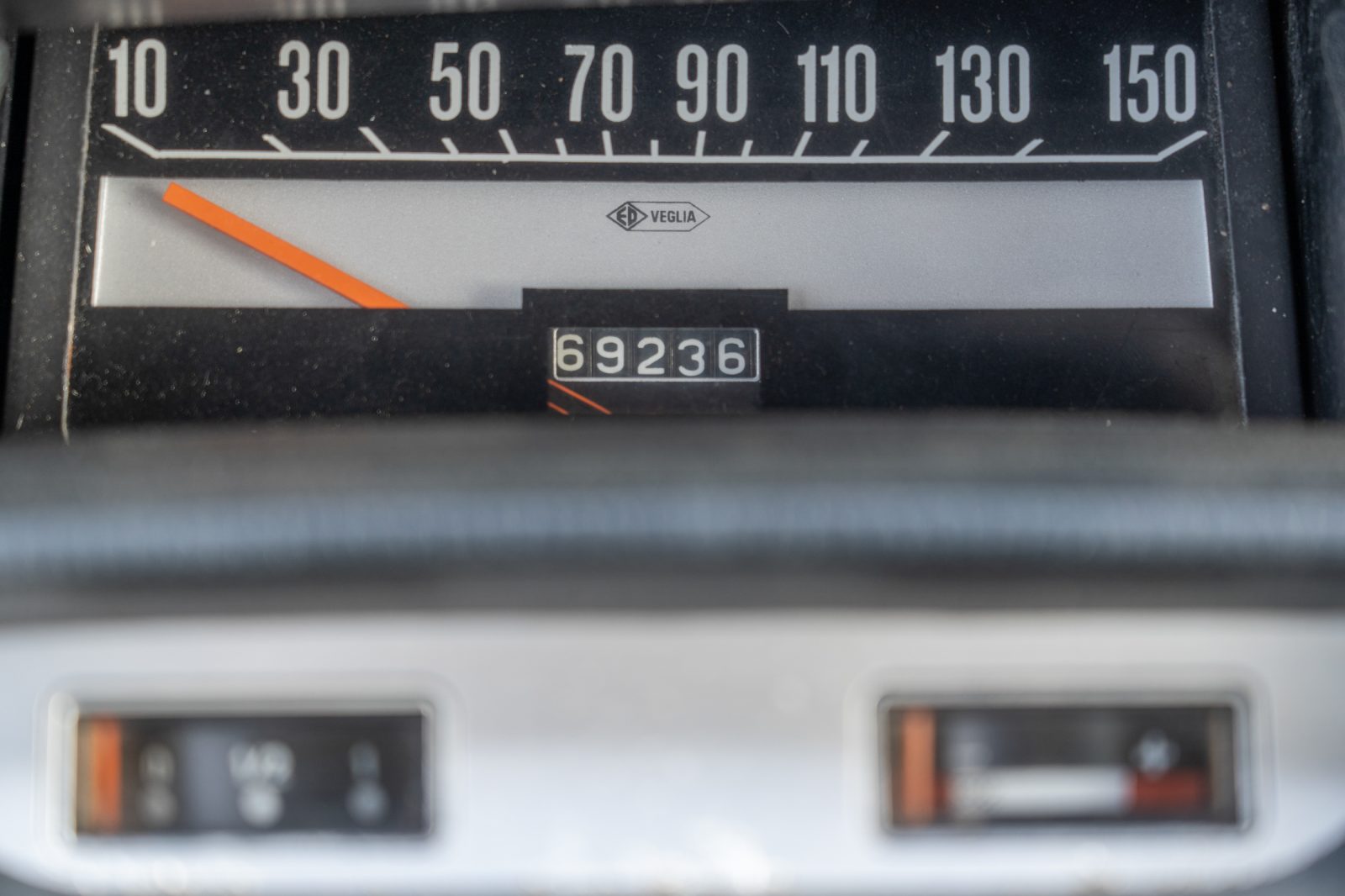 M35 No. 473 (1971) Te koop - detail dashboard