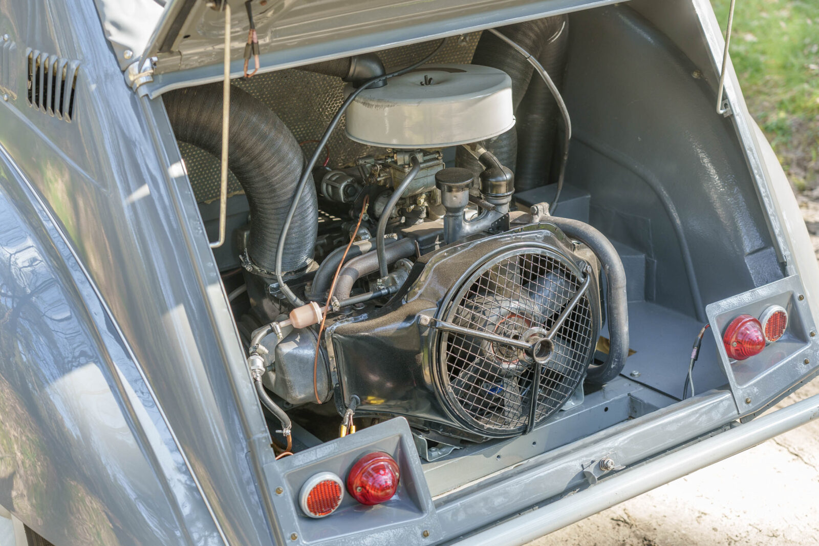 2cv 4x4 Sahara (1962) Te koop - open achterklep tweede motor