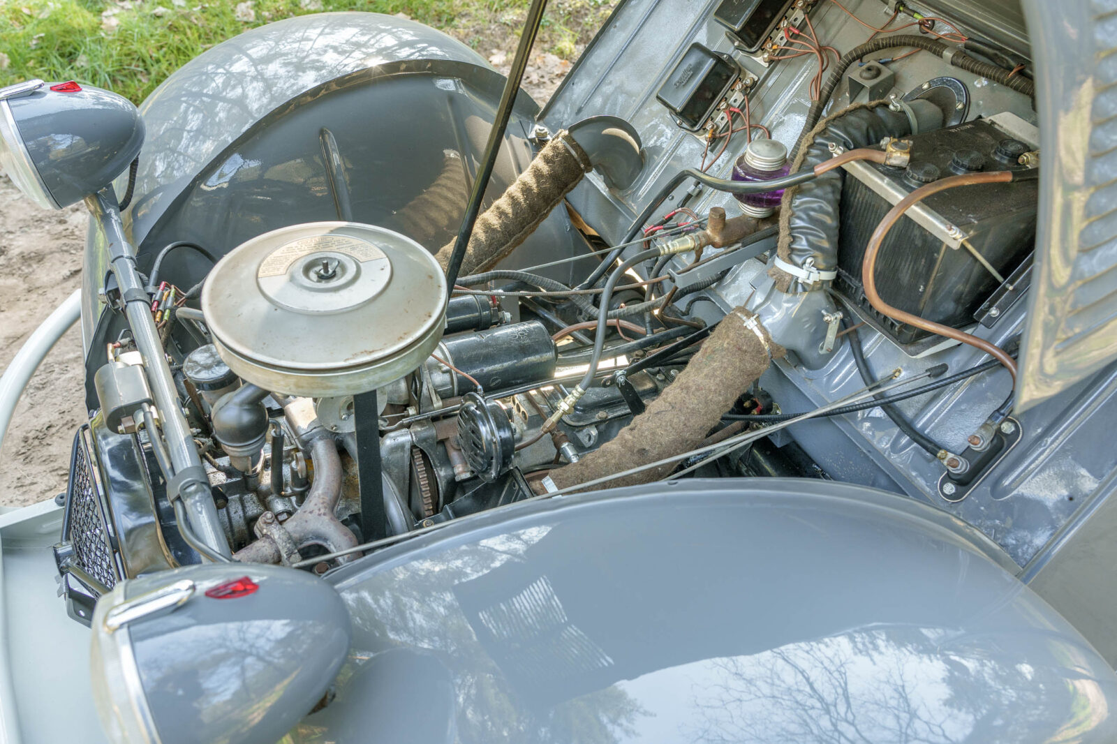 2cv 4x4 Sahara (1962) Te koop - open motorkap