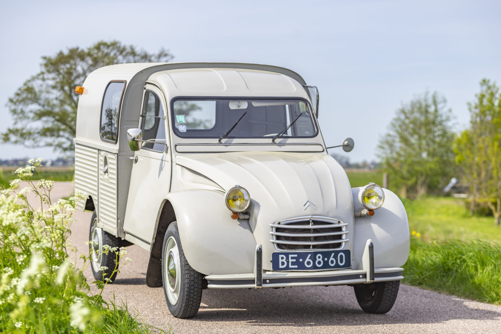 Citroën AK 350 te koop - voorzijde