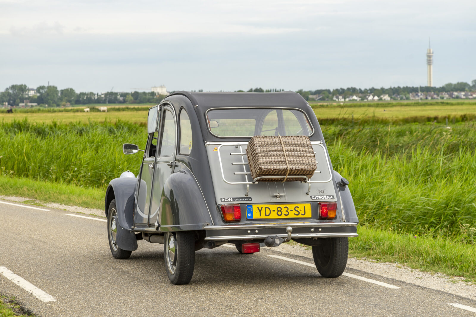 2cv6 Charleston te koop - achterzijde
