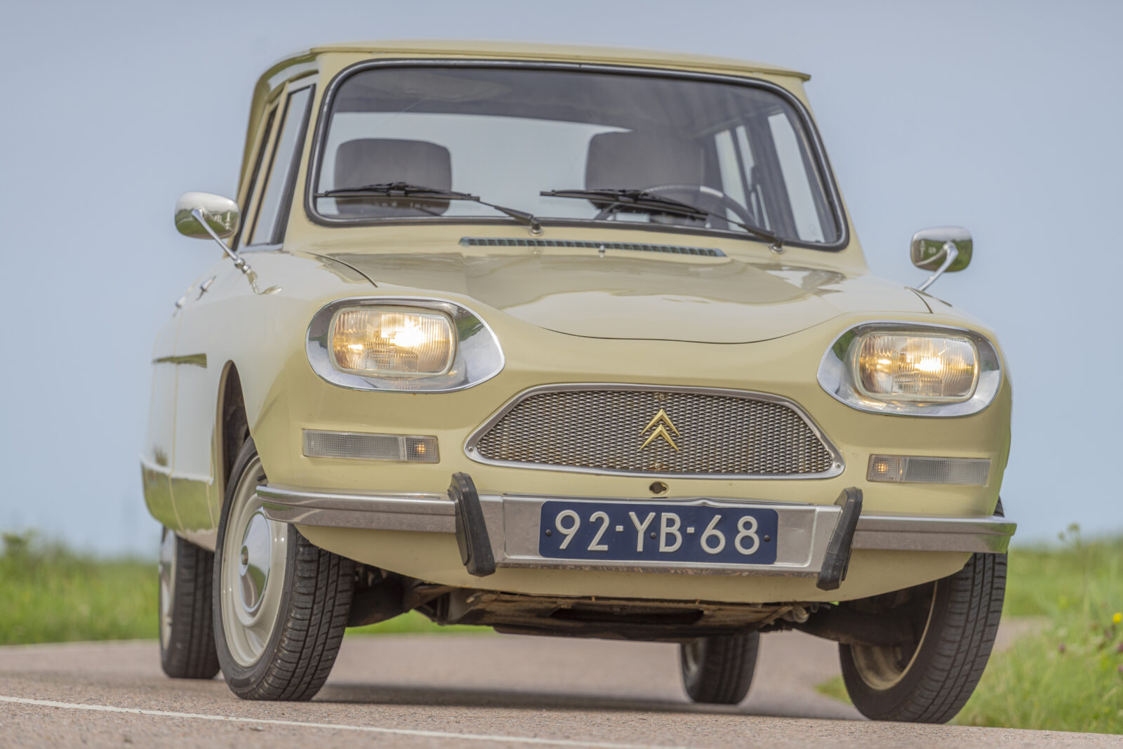 Citroën Ami 8 berline (1974) te koop - voorkant