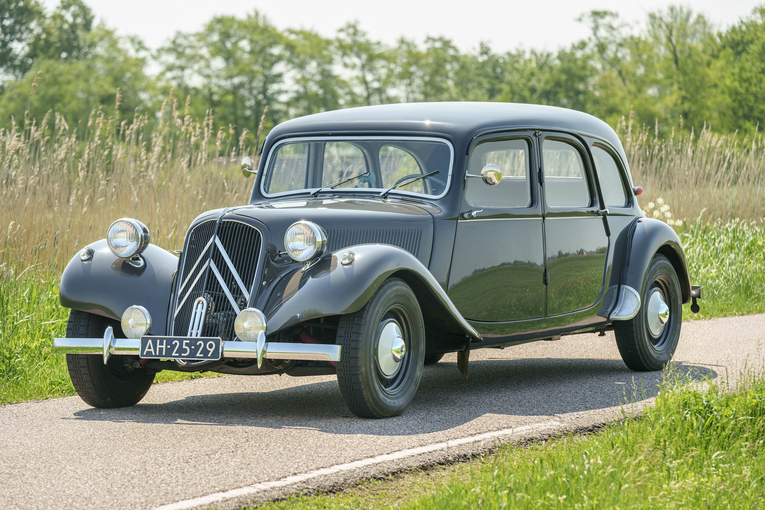 Traction Avant 11b Commerciale Te Koop 2cvgarage 2cvgarage