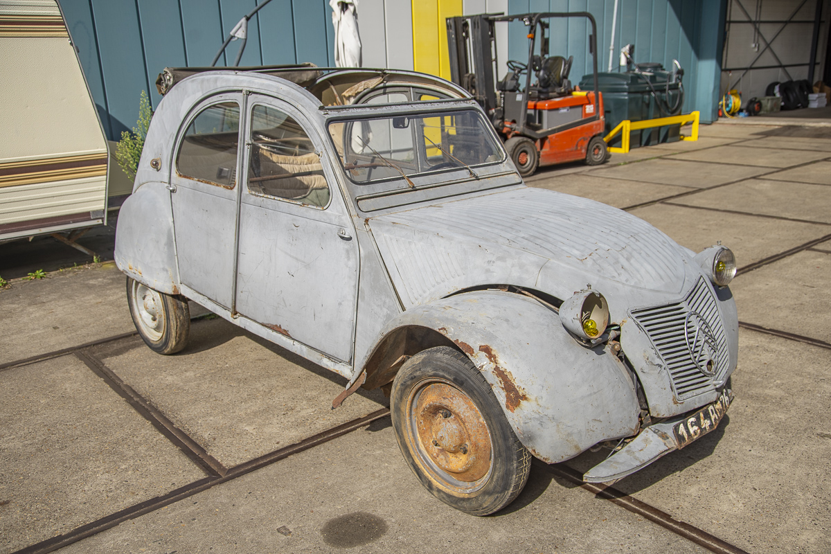 2cv A (1952) For sale - right side front view