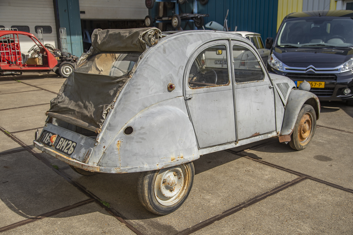 2cv A (1952) For sale - right side rear view