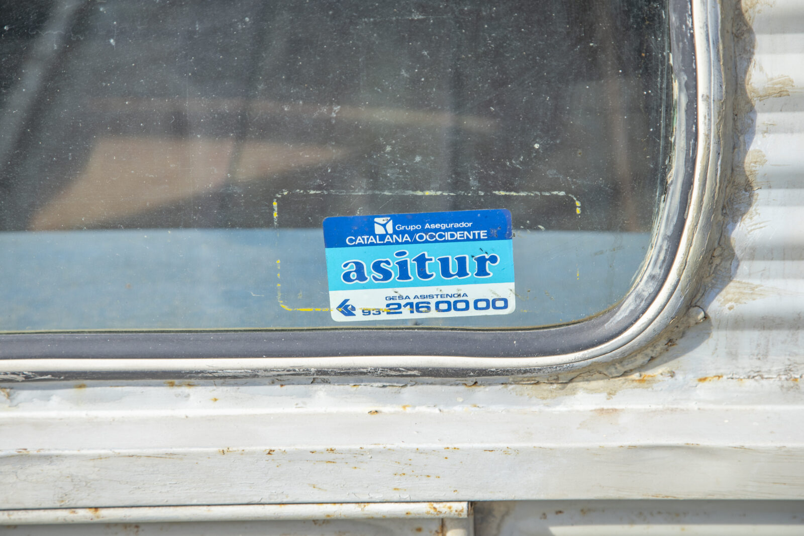 AZU (1966) For sale - windshield sticker closeup