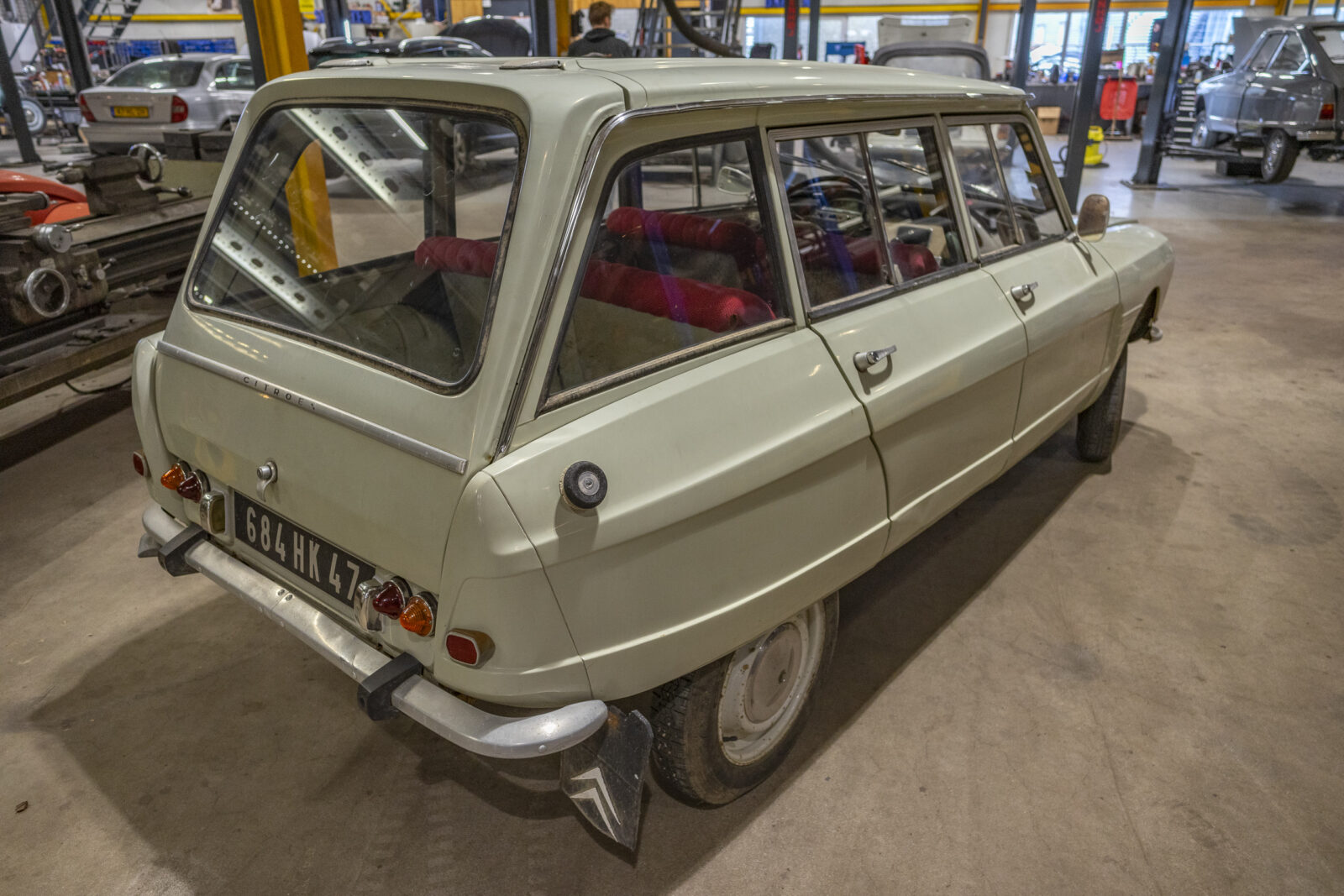 Citroën Ami 6 break (1966) te koop - achterzijde rechts