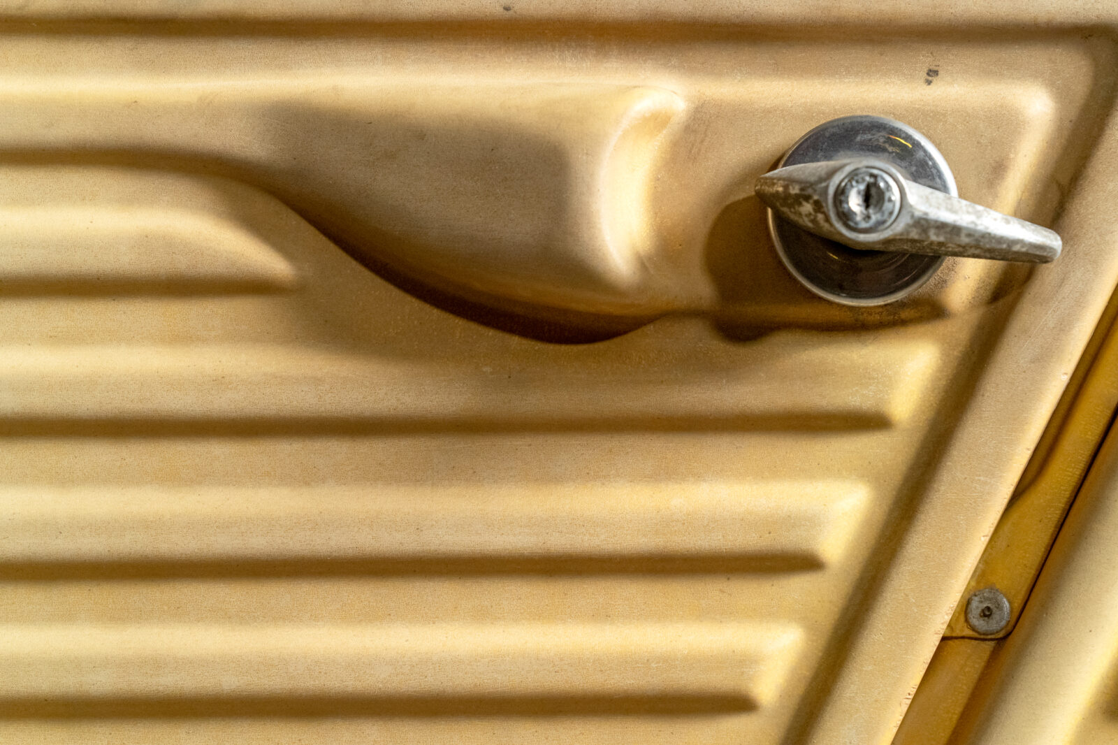 Mehari 4x4 (1980) For sale - door handle closeup