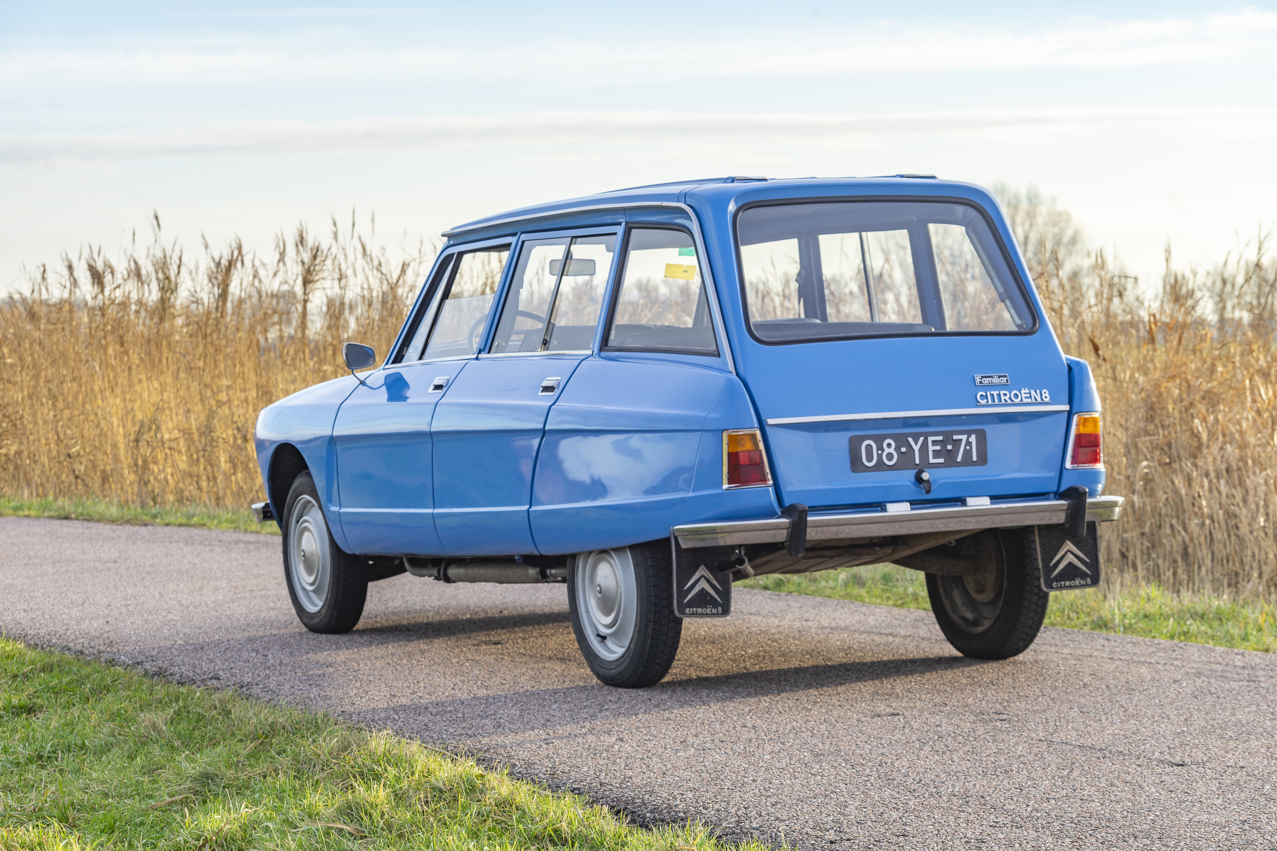 Bâche Citroën Ami 8 break (1969-1979) sur mesure intérieure - My Housse