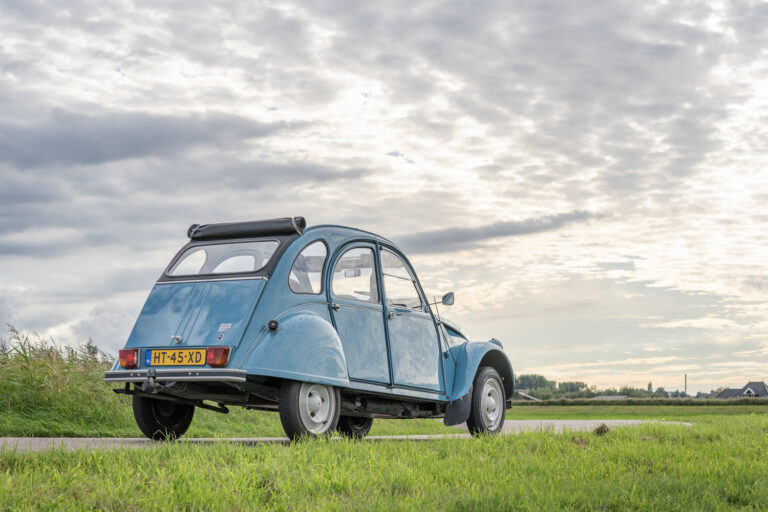 2CV6 Special 1982 Bleu Lagune 67500 km 2cv Garage Sander Aaldering